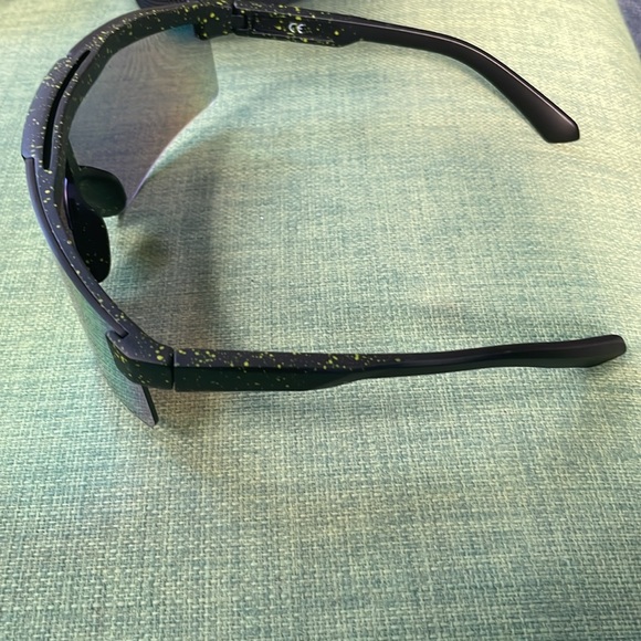 New Yapzor - Picture 2 of 6